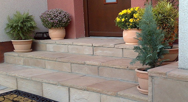Paving for staircases